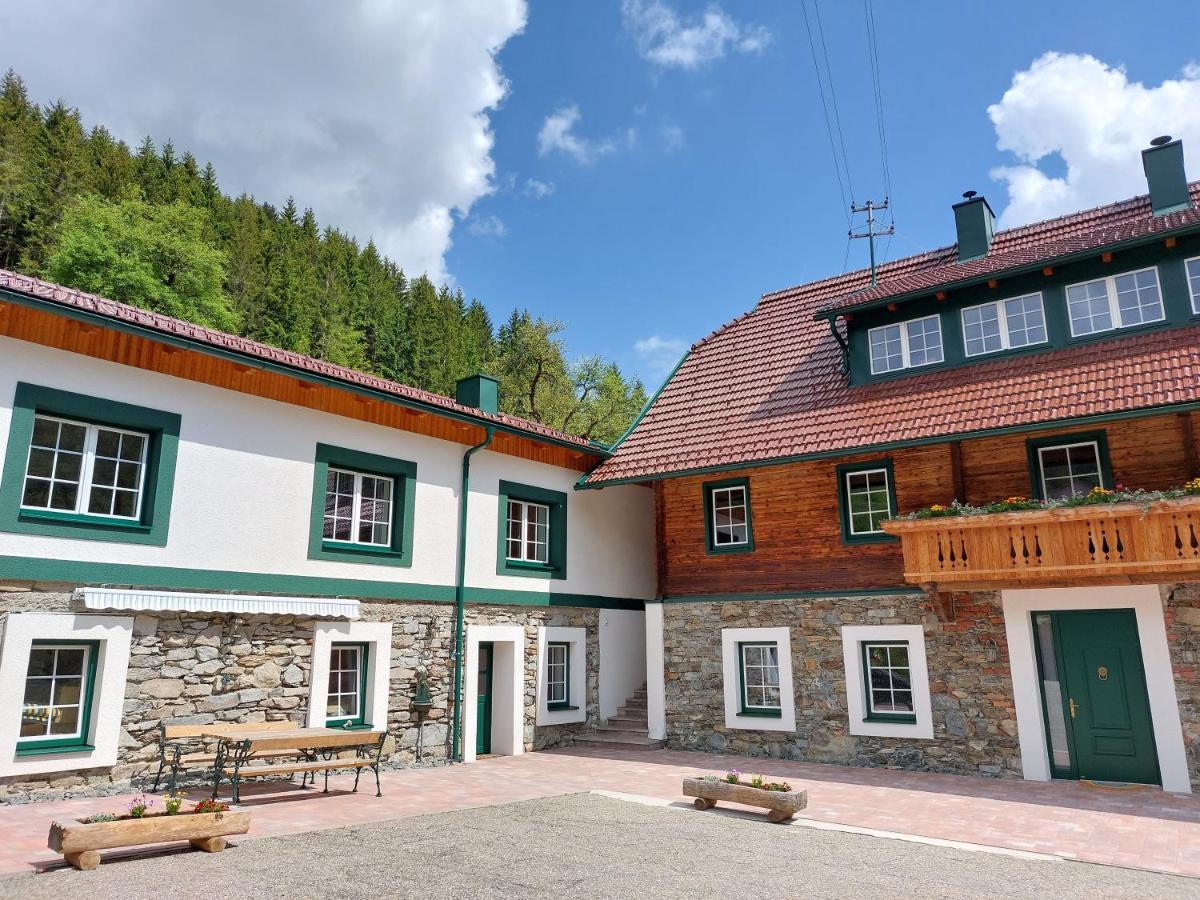 Landhaus Gruenjuwel Himmelberg Exterior foto